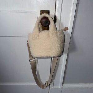 Universal Threads Sherpa Crossbody